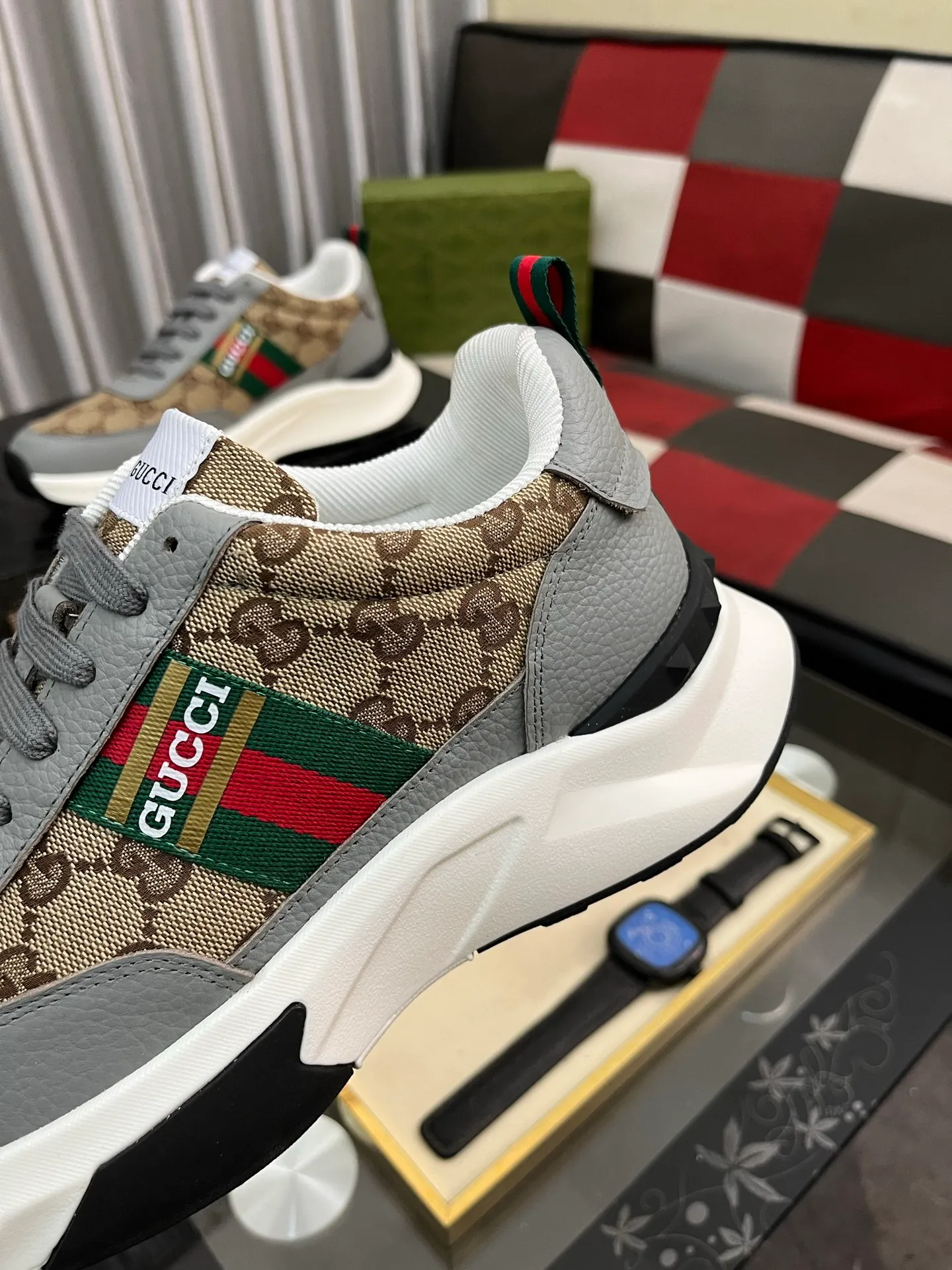 Men's Men's Shoes 💰458 ⌚️⌚️[GUCCI] Gucci men's casual shoes are absolutely popular 🔥The ultimate matching item for trendy men! The charm of super texture is irresistible, the main recommendation, the flower leather color is bright! The upper is made of high-quality brand printed fabric with cowhide, breathable leather lining and wear-resistant rubber sole, noble and elegant! Extremely comfortable🎁🎁You can be as handsome as you want💪 38-445⃣️colors available